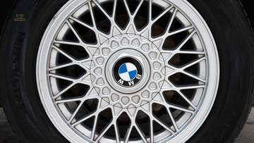 Thumbnail von BMW  320i '90