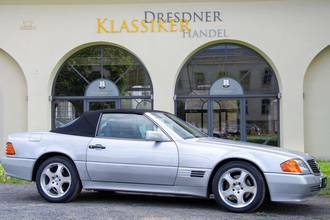 Thumbnail von Mercedes-Benz SL 300, немецкий автомобиль, обслуживается по книжке