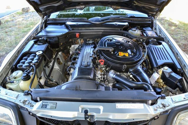 Thumbnail von Mercedes-Benz SL 300, Duits voertuig, onderhoudsboekje bijgehouden