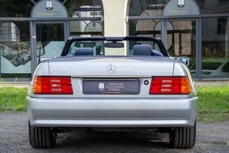 Thumbnail von Mercedes-Benz SL 300, немецкий автомобиль, обслуживается по книжке