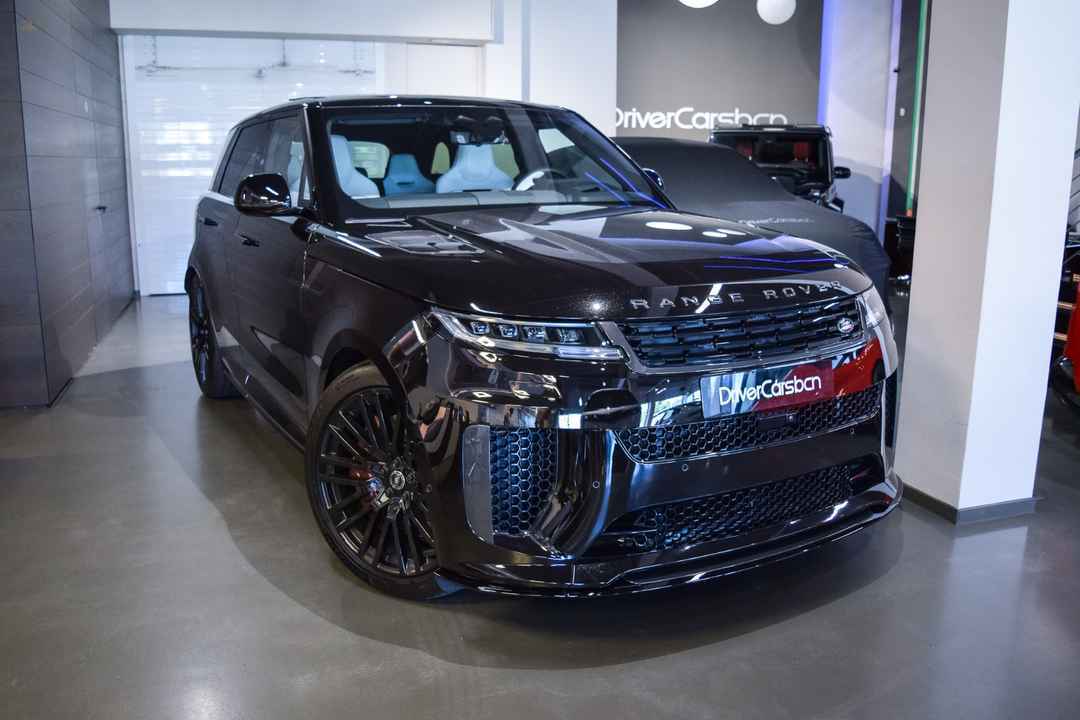 Land Rover RANGE ROVER SPORT SV ED. TWO - LIGURIAN BLACK