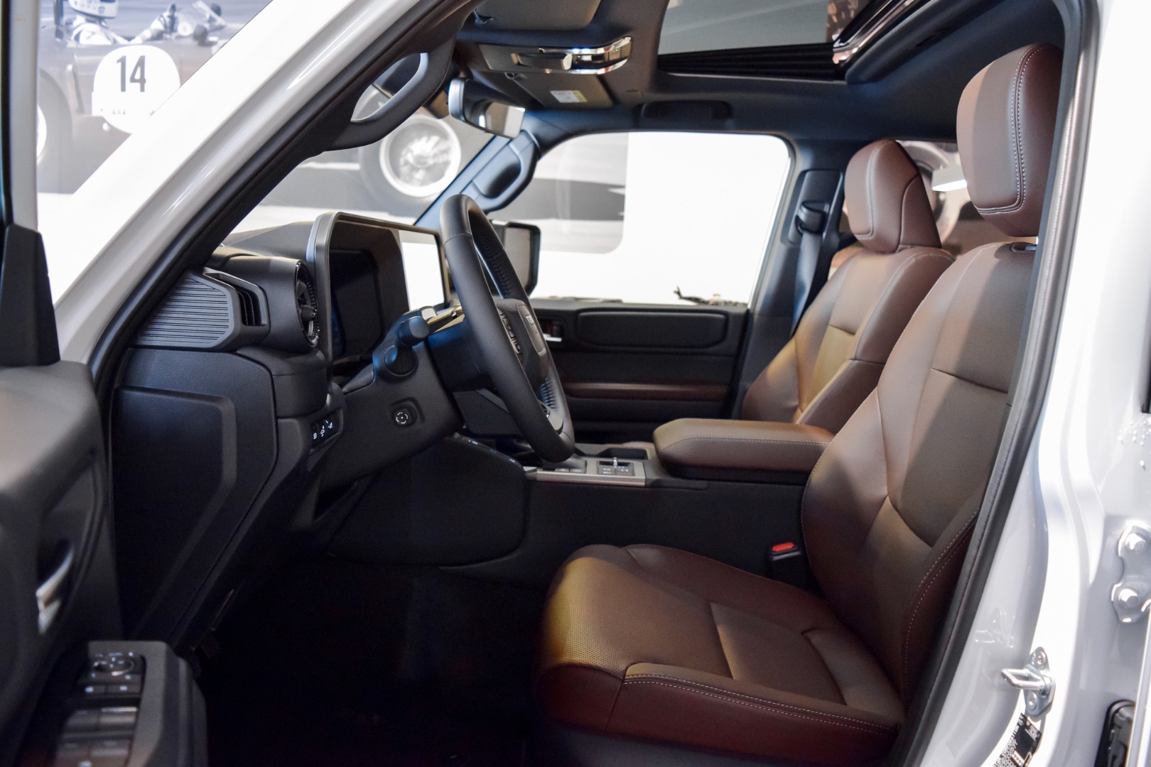 Thumbnail von Toyota Land Cruiser 2.8 VX 4WD - 7 SEATS - MTM - MTS