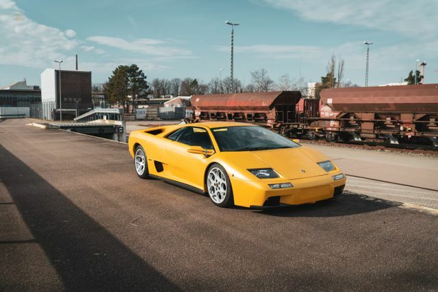 Lamborghini Diablo 6.0 VT *MATCHING NUMBERS/PRESS CAR/NO. 1 OF 343*