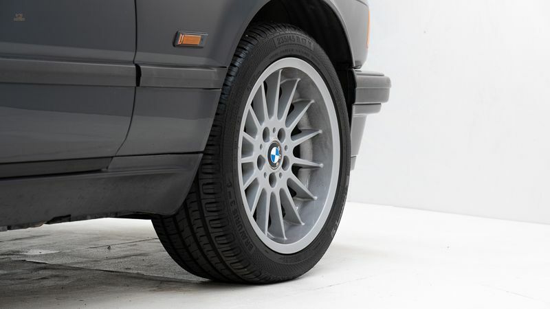 Thumbnail von BMW  730i E32 '88