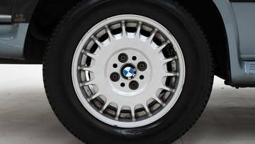 Thumbnail von BMW  325iX '87