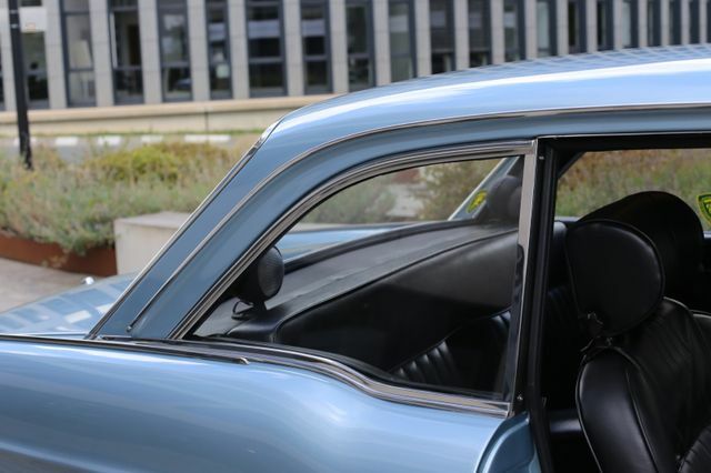 Thumbnail von Peugeot 404 Coupe