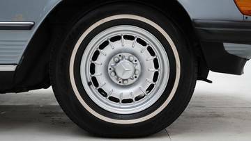 Thumbnail von Mercedes-Benz 380 SL + hardtop '82