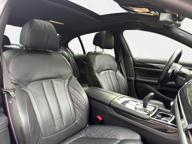 Thumbnail von BMW 740d xDrive M Sport *Massage*Pano*360*HUD*H/K