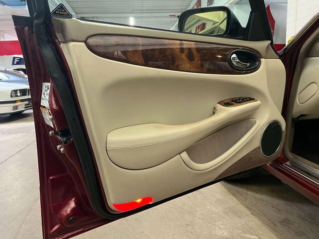 Thumbnail von Jaguar XJ 4.0 Sovereign 12měsíční záruka