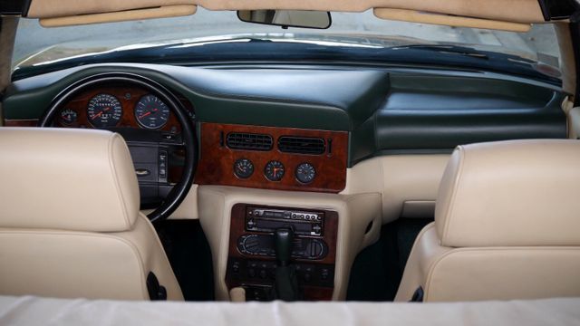 Thumbnail von Aston Martin Virage Volante // Vert de course britannique // parfait