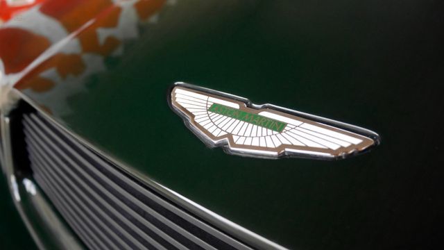 Thumbnail von Aston Martin Virage Volante // Vert de course britannique // parfait