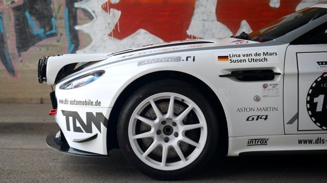 Thumbnail von Aston Martin V8 Vantage GT4 Rallye "one of one" Ex-Delecour!