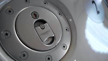 Thumbnail von Aston Martin V8 Vantage GT4 Rally "uno di uno" Ex-Delecour!