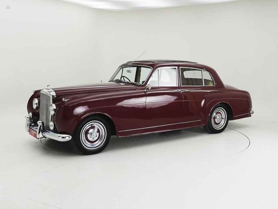 Bentley S1 Sport Saloon par Mulliner '58