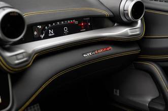 Thumbnail von フェラーリ GTC4ルッソ 6.3 V12 690PS|アトリエ|PassDisplay|リフト