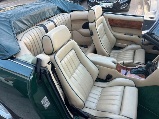 Thumbnail von Aston Martin Virage Volante - German vehicle - €40,000 investment - H-plate.