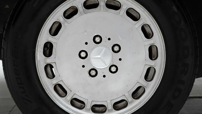 Thumbnail von Mercedes-Benz 560 SL '86