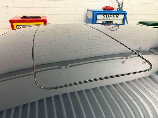 Thumbnail von Jaguar XJ40 4.0 2. ruka