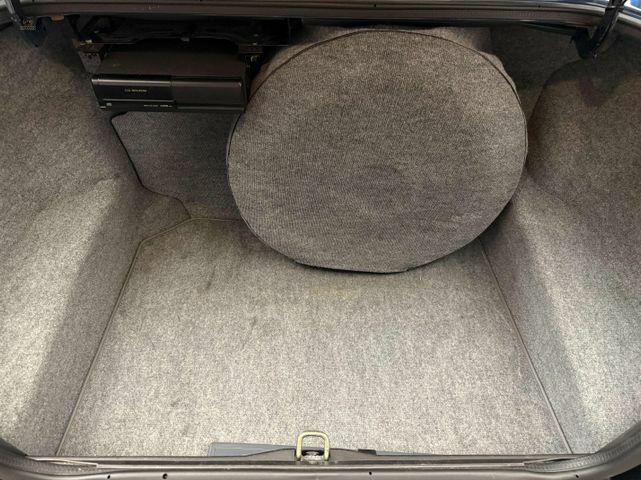 Thumbnail von Jaguar XJ40 4.0 2. ruka