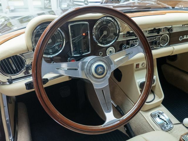 Thumbnail von Mercedes-Benz 280 SL W113 gut restauriert mit Wertgutachten 2+