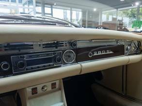 Thumbnail von Mercedes-Benz 280 SL W113 well restored with valuation report 2+