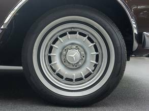 Thumbnail von Mercedes-Benz 280 SL W113 well restored with valuation report 2+