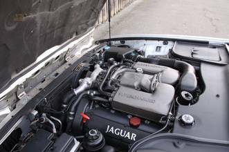 Thumbnail von ジャガーの非常に良好な状態のXJR、3年間の保証付き