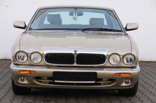Jaguar XJ 4.0 Executive 3 Jahre Garantie