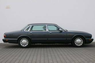 Thumbnail von Jaguar Daimler V8 version longue Garantie 3 ans