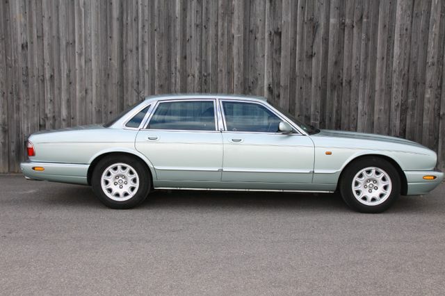 Thumbnail von Jaguar XJ 4.0 Sovereign 3 Yıl Garanti