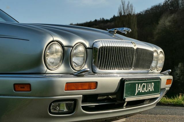 Thumbnail von Jaguar Daimler Double Six Kurzversion 3 Jahre Garantie