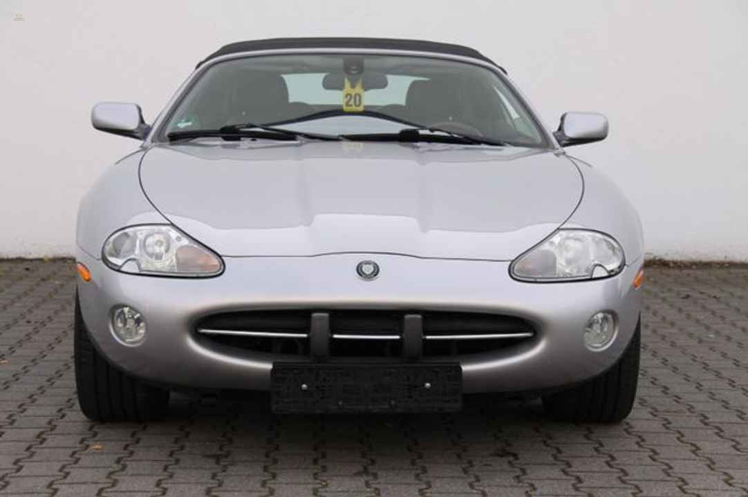 Jaguar XK8 Cabriolet 3 ans de garantie