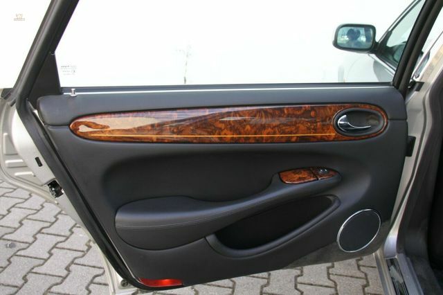 Thumbnail von ジャガー・ダイムラーV8ロングバージョン3年保証