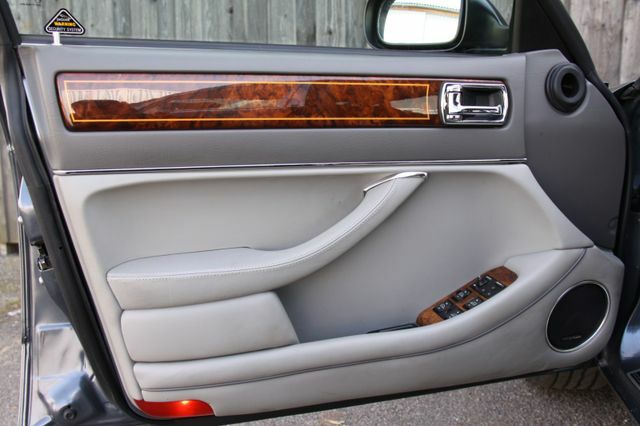 Thumbnail von Jaguar Daimler Double Six Majestic 3 года гарантии