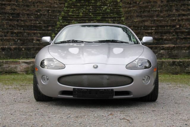Jaguar XKR Coupé 3 Yıl Garanti