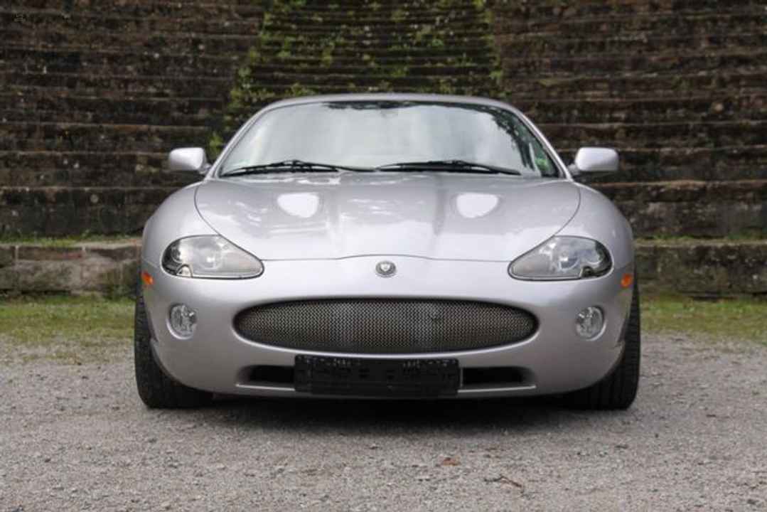 Jaguar XKR Coupé 3 ans de garantie