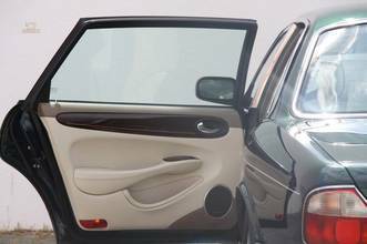 Thumbnail von Jaguar Daimler Super V8 Langversion  3 Jahre Garantie