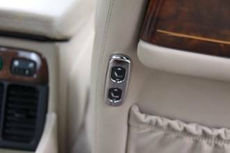 Thumbnail von Jaguar Daimler Super V8 dlouhá verze 3 roky záruka