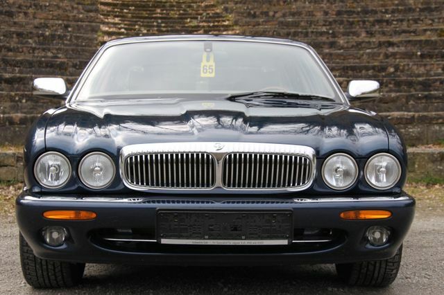 Thumbnail von Jaguar Daimler Super V8 Long Version 3 Years Warranty