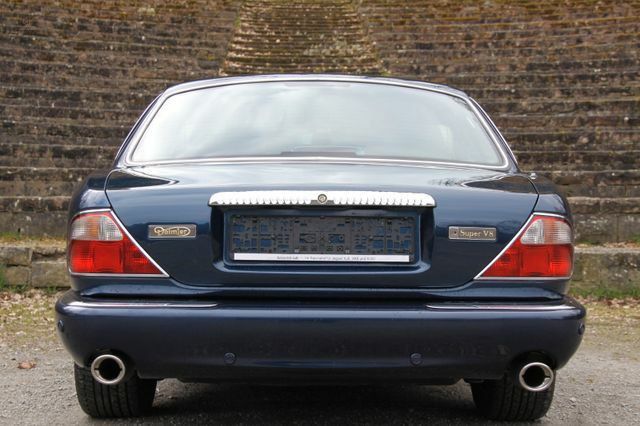 Thumbnail von Jaguar Daimler Super V8 Long Version 3 Years Warranty