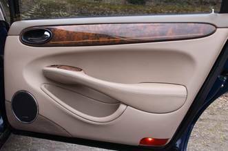 Thumbnail von Jaguar Daimler Super V8 dlouhá verze 3 roky záruka