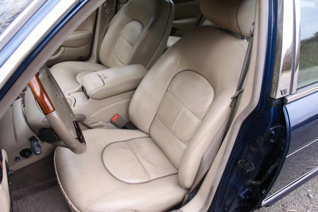 Thumbnail von Jaguar Daimler Super V8 Long Version 3 Years Warranty