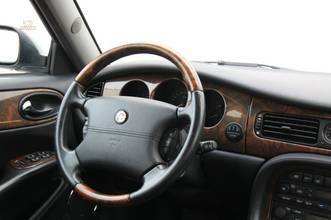 Thumbnail von Jaguar Daimler V8 длинная версия 3 года гарантии