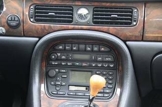 Thumbnail von Jaguar Daimler V8 длинная версия 3 года гарантии