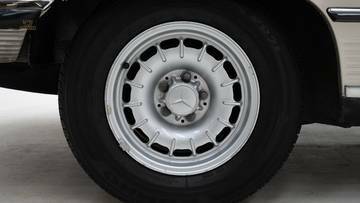 Thumbnail von Mercedes-Benz 380 SL + hardtop '85