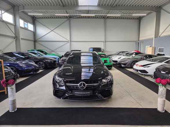 Mercedes-Benz E 63 S AMG 4Matic /Pano/360°/Burmester/*518€