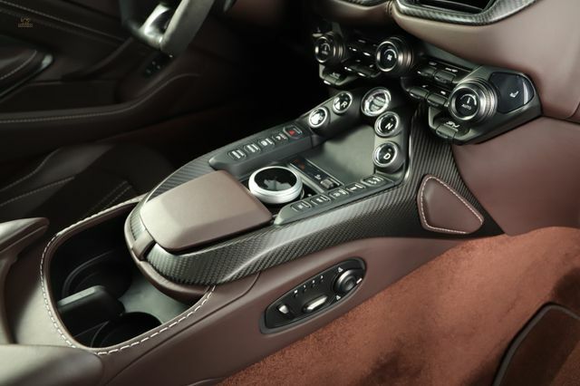 Thumbnail von Aston Martin V8 Vantage 4.0 V8 Q-LACK 1.H TOPPPPPPPPPPPPPPPPP