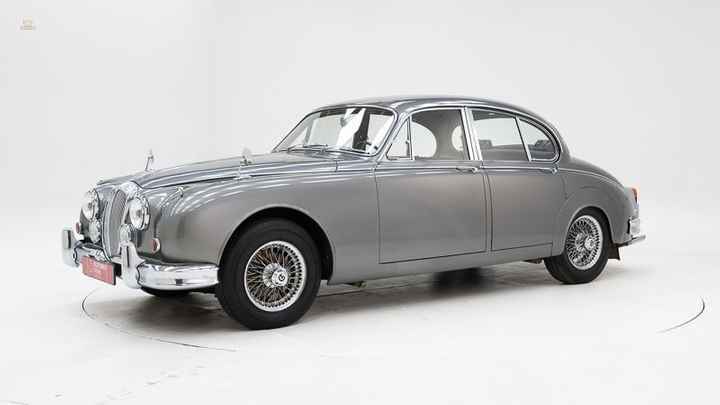 Daimler V8 250 '65