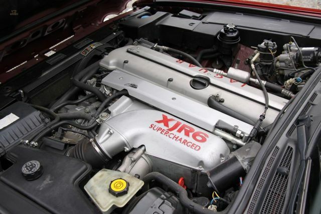 Thumbnail von Jaguar XJR z 3-letnią gwarancją, doskonały stan