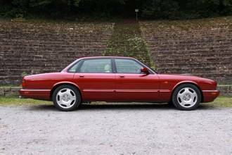 Thumbnail von Jaguar XJR with 3 years warranty, top condition